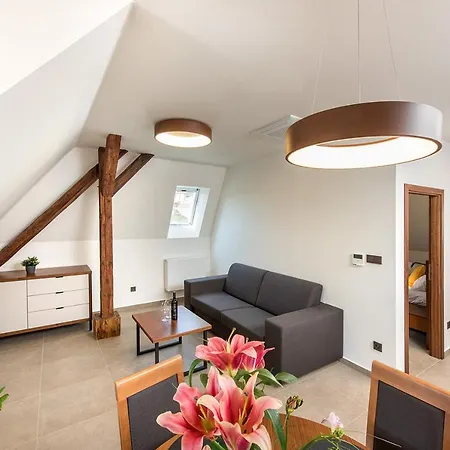 Hluboka 4* Hluboká nad Vltavou