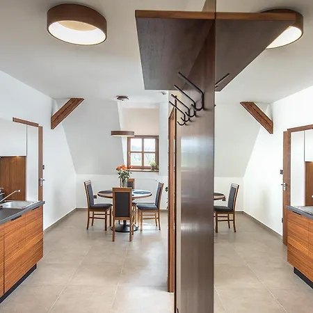 Gasthuis Hluboka Hluboká nad Vltavou