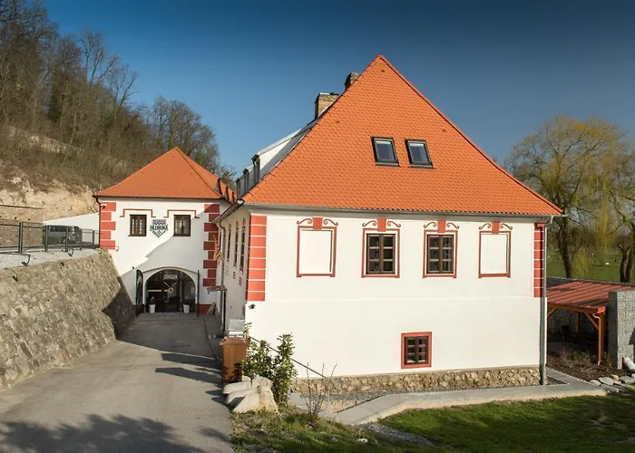 Hluboka 4* Hluboká nad Vltavou