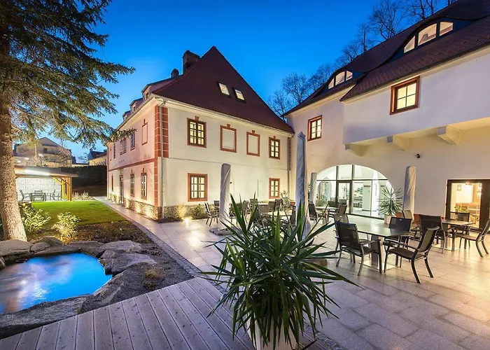Hluboka Pensionat 4*