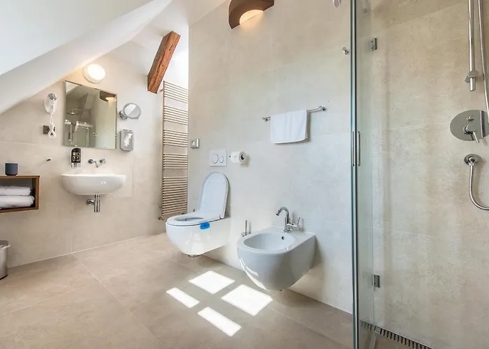 Hluboka Pensionat 4*